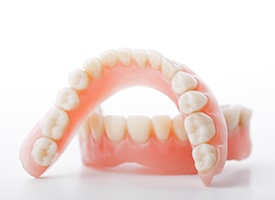 Set of full dentures